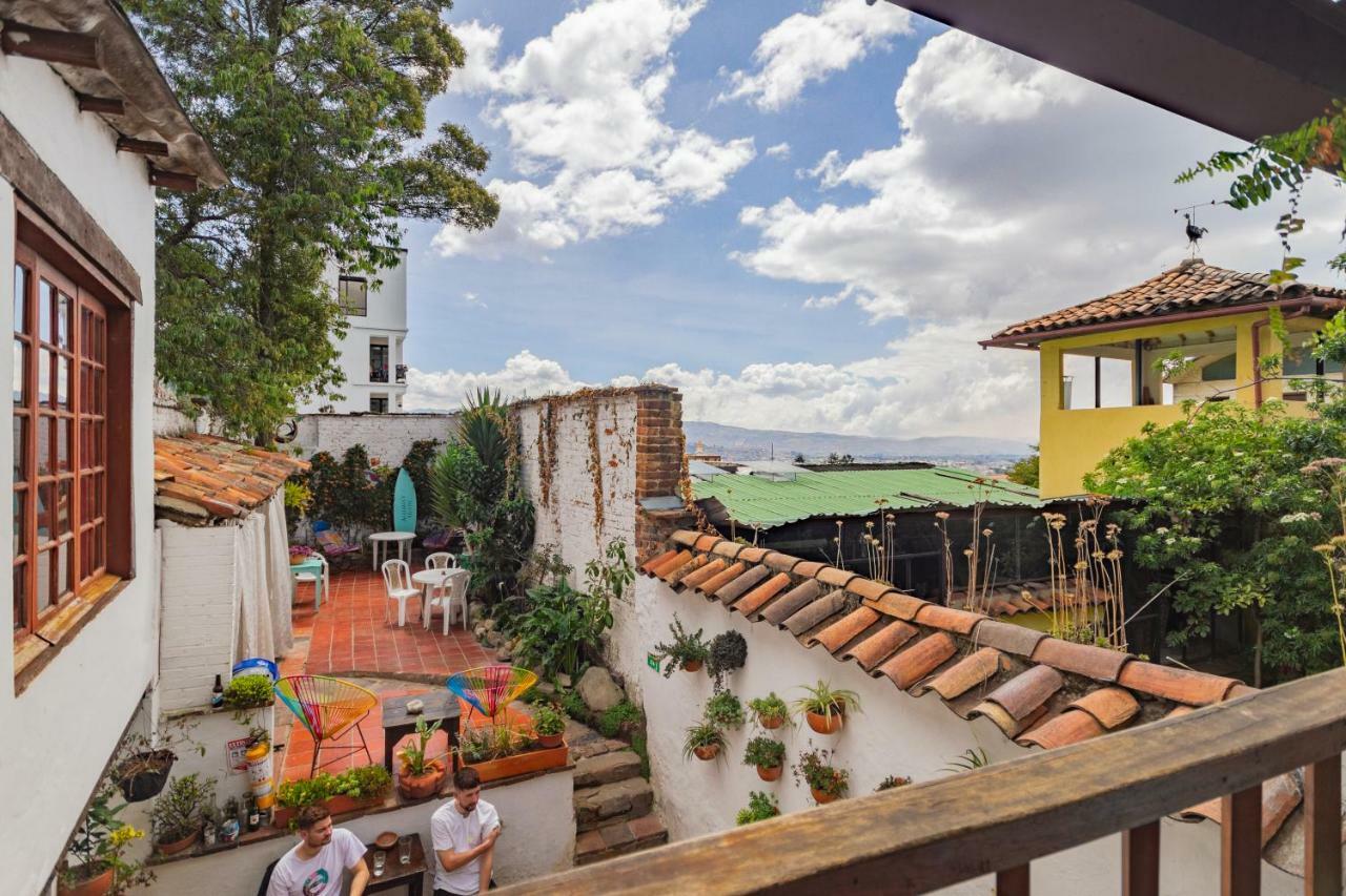 Alegrias Hostel Богота Экстерьер фото
