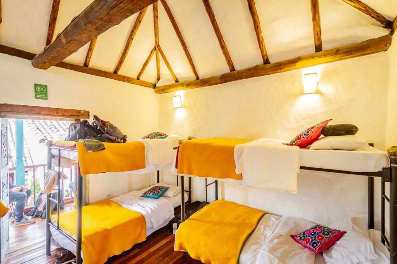 Alegrias Hostel Богота Экстерьер фото